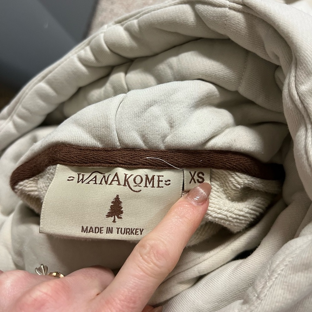 Wanakome Cream Hoodie with Brown Patch - Picture 10 of 10